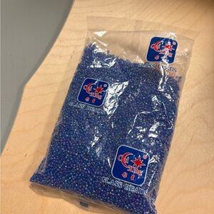 450gms Luster Blue 8/0 Seed Beads